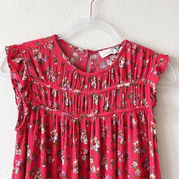 Everleigh Smocked Baby Doll Floral Sleeveless Top - Picture 2 of 8